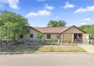 124 Esther St, Edcouch, TX 78538