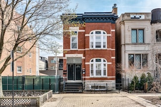 2009 W Huron St Unit 1R, Chicago, IL 60612