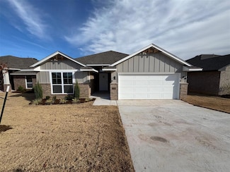 2508 Marsh Ln, Midwest City, OK 73130