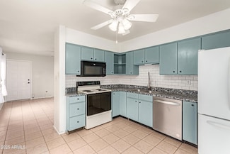 2110 S Pine St, Tempe, AZ 85282