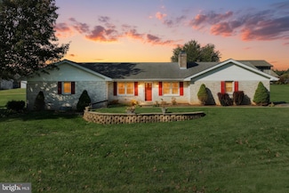 244 Miller Rd, Akron, PA 17501