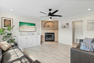 141 Staff Dr NE, Fort Walton Beach, FL 32548