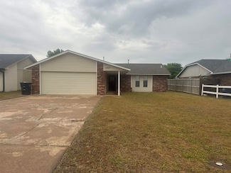 2905 Mt Vernon Rd, Enid, OK 73703