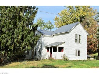 1454 E Easton Rd, Creston, OH 44217