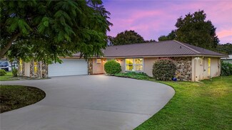 665 10th Ct, Vero Beach, FL 32962