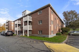 596 Boston Post Rd E Unit 23, Marlborough, MA 01752