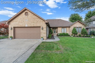 54774 Ashley Lauren Dr, Macomb, MI 48042
