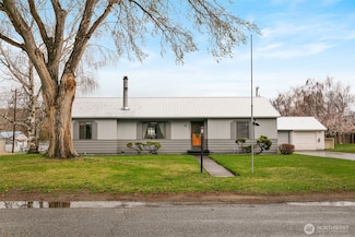 1801 Raymond Ave, Bridgeport, WA 98813