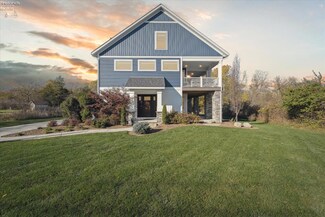 525 Monaghan Rd, Kelleys Island, OH 43438