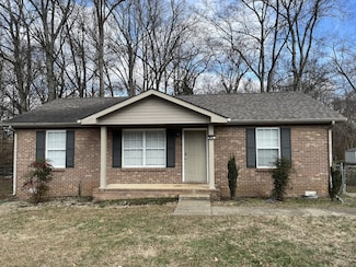 105 Monarch Ln, Clarksville, TN 37042