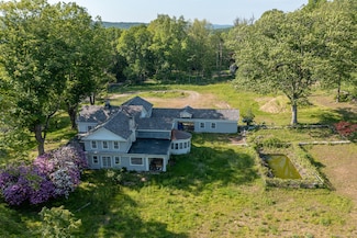 134 Roxbury Rd, Washington, CT 06793