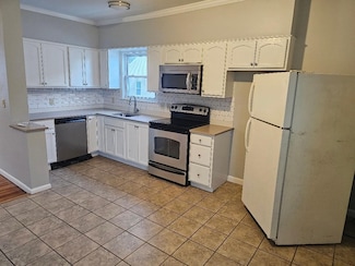112 Short St Unit 2 WEST, Fall River, MA 02720
