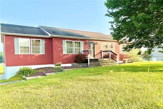 992 Blaire Rd, Blairsville, PA 15717