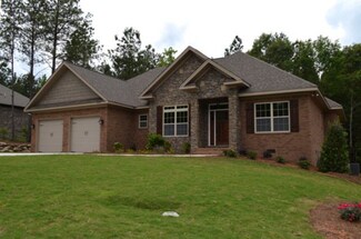 2131 Stonehaven Dr, Auburn, AL 36849