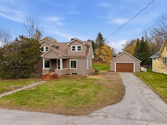 12 Broadway St, Plymouth, NH 03264