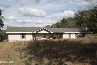 2237 Brushy Creek Rd, Lucedale, MS 39452