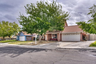 37214 Bunker Ct, Palmdale, CA 93550