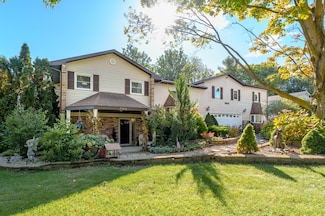 7702 N Gleneagle Dr, Kalamazoo, MI 49048