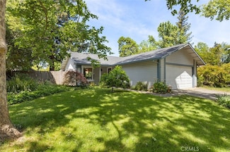 747 Victorian Park Dr, Chico, CA 95926
