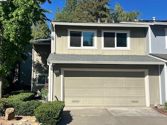 2418 Twinflower Ct, Martinez, CA 94553