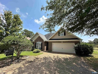 115 Briarwood Ln, Gadsden, AL 35905