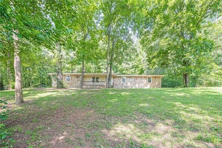 109 Amberidge Dr NW, Cartersville, GA 30121