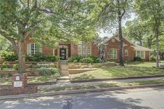 213 Hanover Dr, Edmond, OK 73034