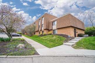 6580 Hearne Rd, Cincinnati, OH 45248