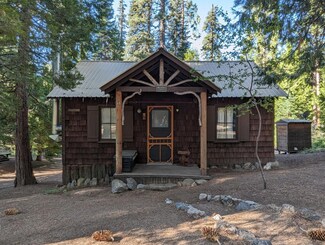83855 Lilac Ln, Wilsonia, CA 93633