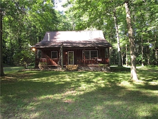 246 Morrissey Adams Rd, Marienville, PA 16239