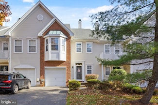 10 Howe Ct, Pennington, NJ 08534