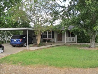2206 Ellis Dr, Westlake, LA 70669