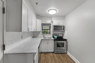 11 Cuneo Place Unit D, Jersey City, NJ 07307
