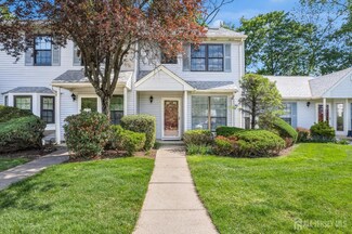 1405 Maplecrest Rd, Edison, NJ 08820