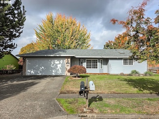 2140 S Dogwood St, Cornelius, OR 97113