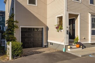 98 Brewster St, Portsmouth, NH 03801