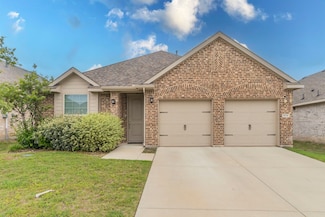 604 Hazeltine Rd, Red Oak, TX 75154