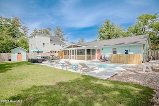 221 NE 58th St, Oak Island, NC 28465
