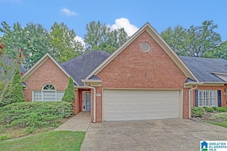 1517 Ashley Wood Cir, Vestavia, AL 35216