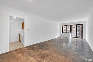 345 E 80th St Unit 6G, New York, NY 10075