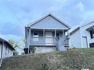 550 Broad St, Washington, PA 15301