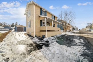 9054 Oak St, Pittsburgh, PA 15239