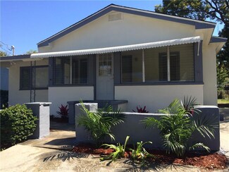 1029 N Madison Ave, Clearwater, FL 33755