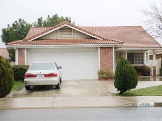 1729 Sycamore St, Perris, CA 92570