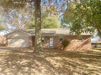 2307 Ann St, Springdale, AR 72762