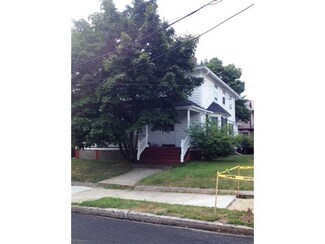 147 Melrose St, Providence, RI 02907