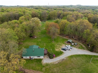 357 Pohls Rd, Aliquippa, PA 15001