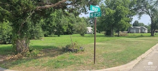 600 NE 3rd St, Abilene, KS 67410