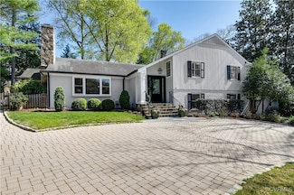 8107 Kingston Rd, Henrico, VA 23229