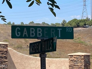 6120 Gabbert Rd, Moorpark, CA 93021